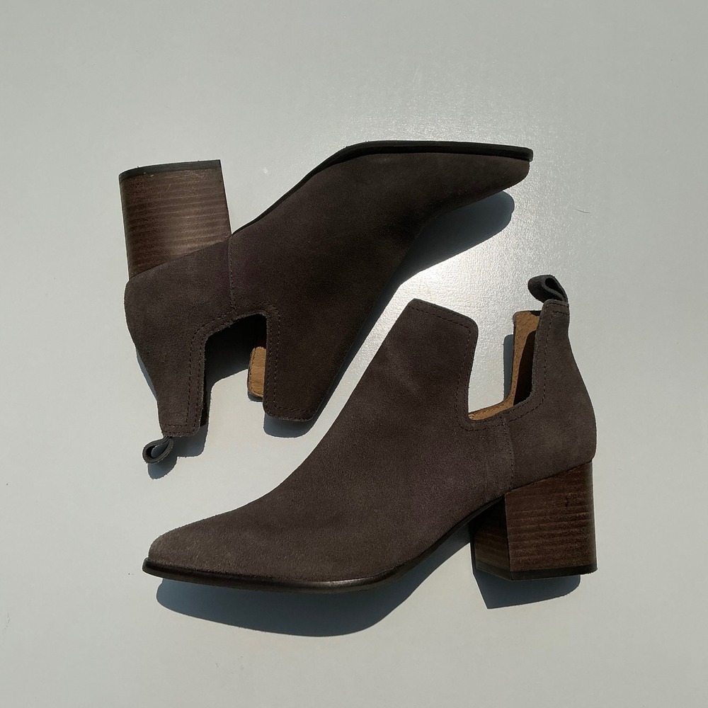 Lucky Brand Basel Grey brown Suede Side Cutout Pointed Toe Block Heel Booties 7M